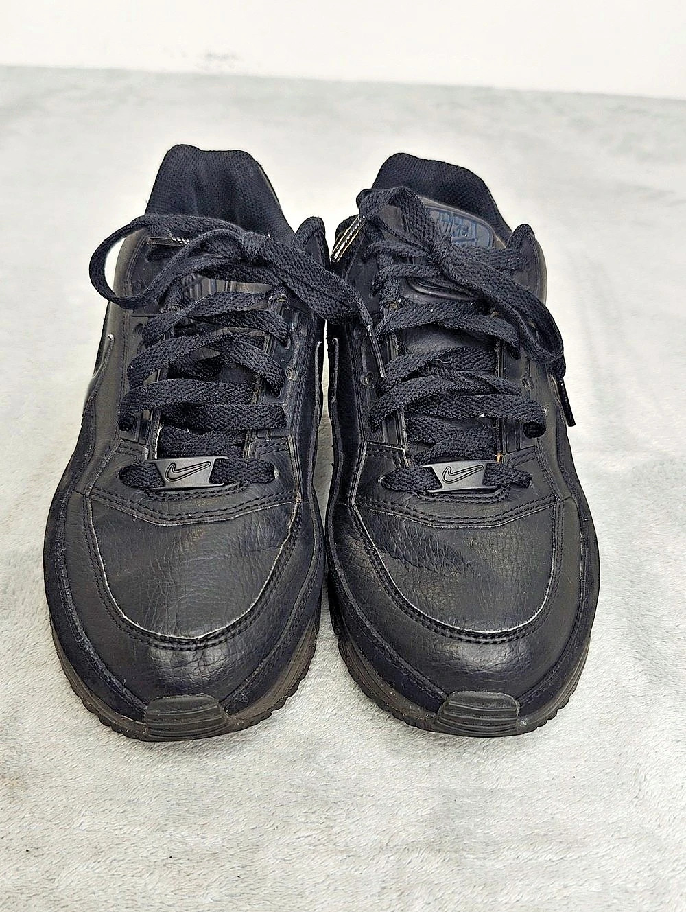 Nike Air Max Men's Black Sneakers US 8